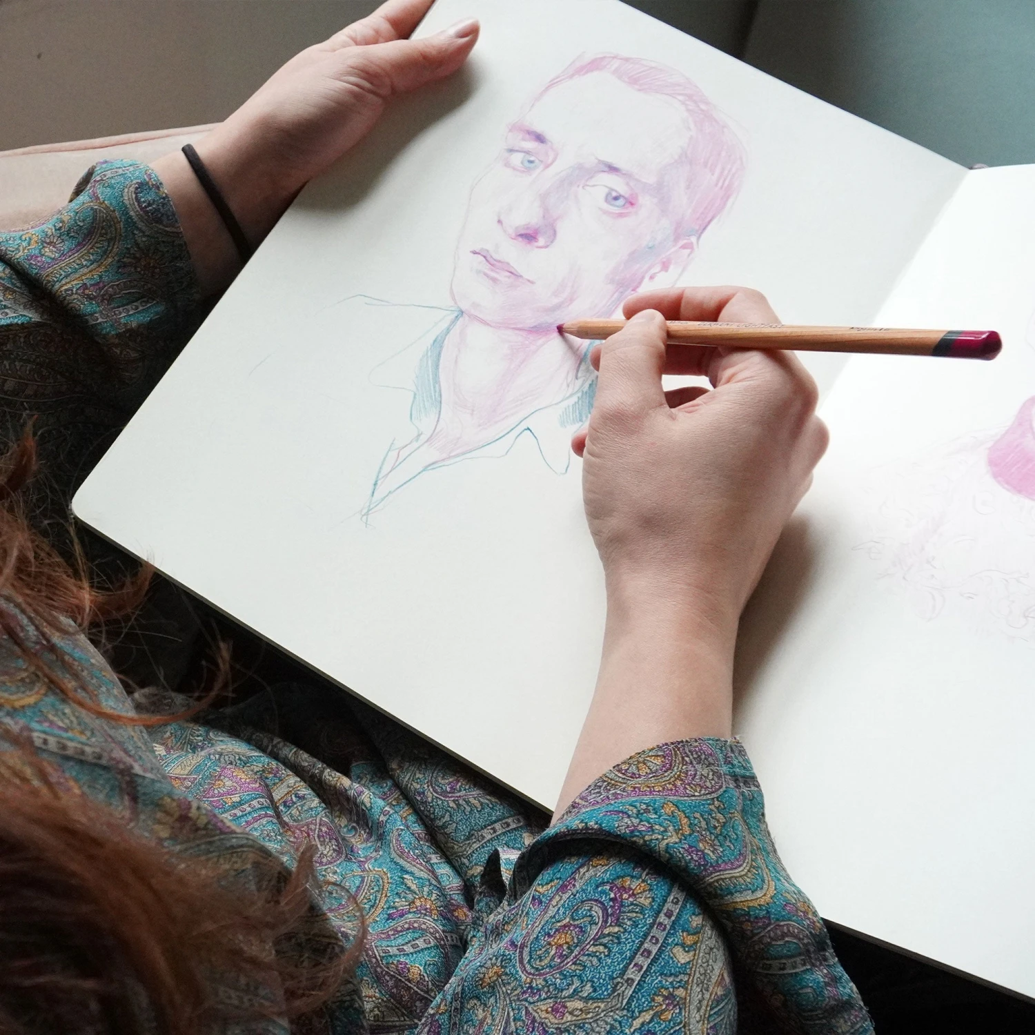 Derwent Lightfast Pencils - Metal Tins 10 Derwent Lightfast Pencils - Metal Tins - Image 10