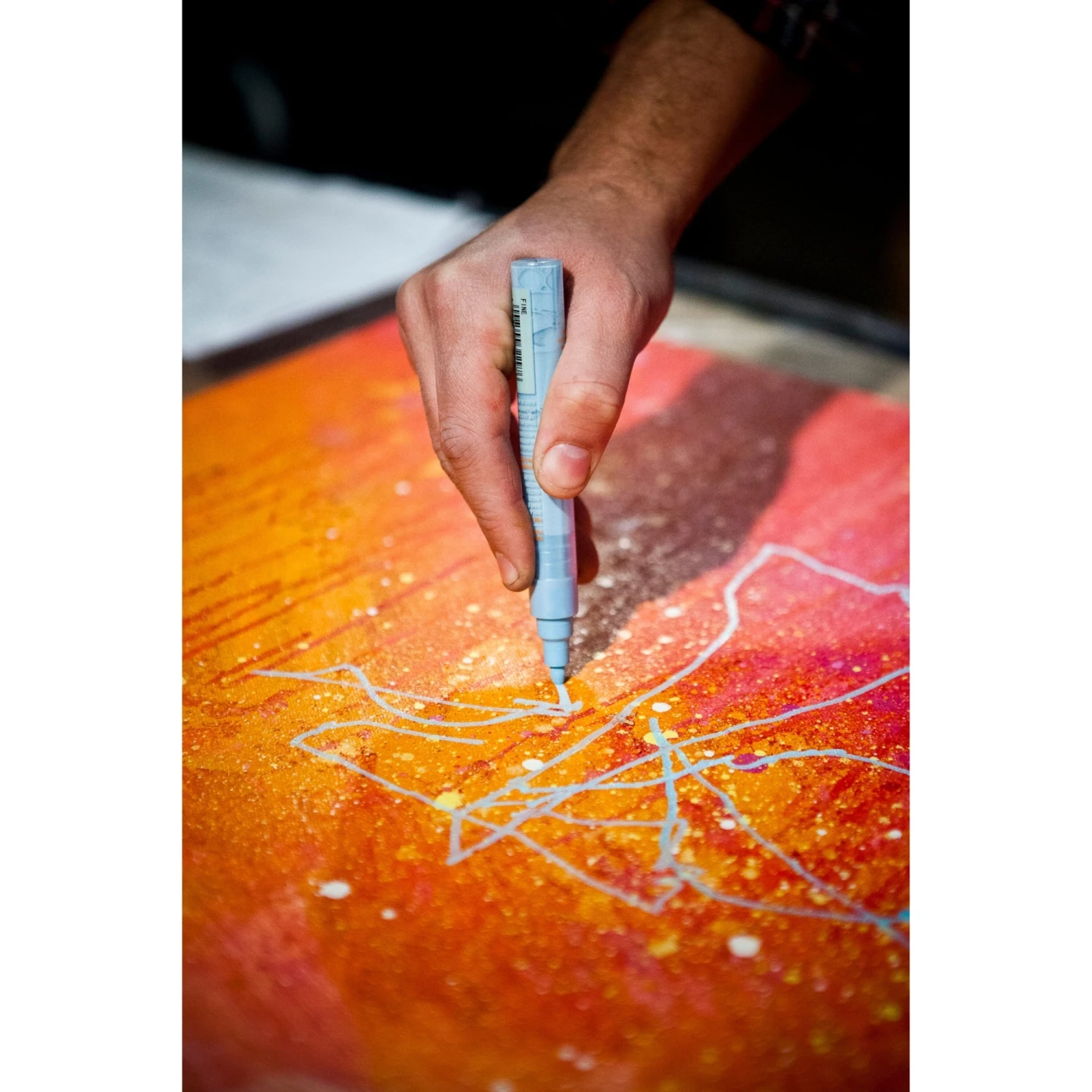 Montana Acrylic Line 2mm Fine Markers - Clearance 2 Montana Acrylic Line 2mm Fine Markers - Clearance - Image 2