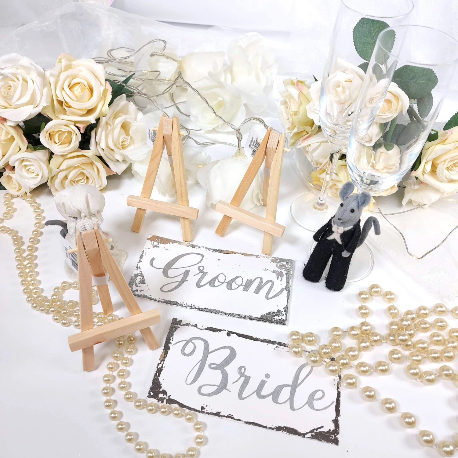 Daler-Rowney Simply Mini Easels 125mm X 75mm - Pack Of 10 2 Daler-Rowney Simply Mini Easels 125mm X 75mm - Pack Of 10 - Image 2