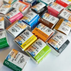 PHOENIX Studio Set Artist Quality Watercolour Half Pans Sets -Painting Tool Shop half pans studio close up watercolours